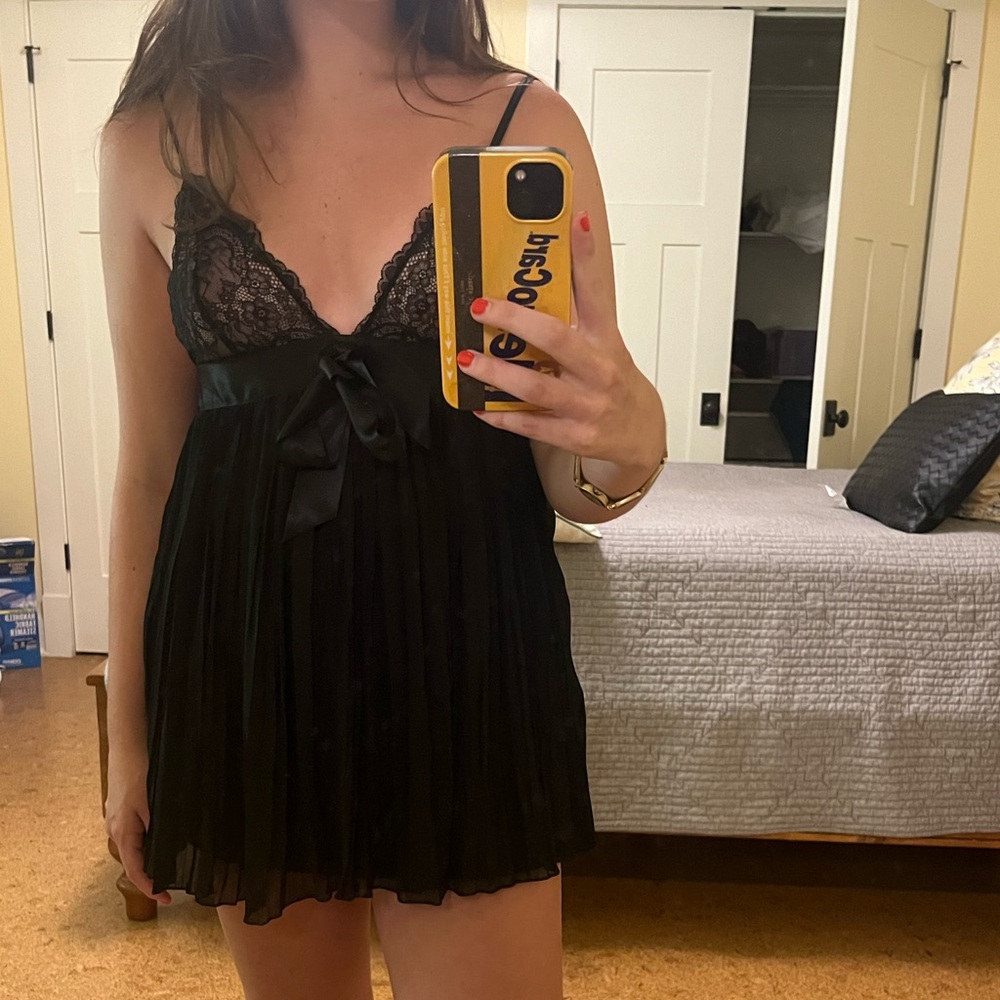 SOLD Black Victoria’s Secret babydoll chemise lingerie top size S